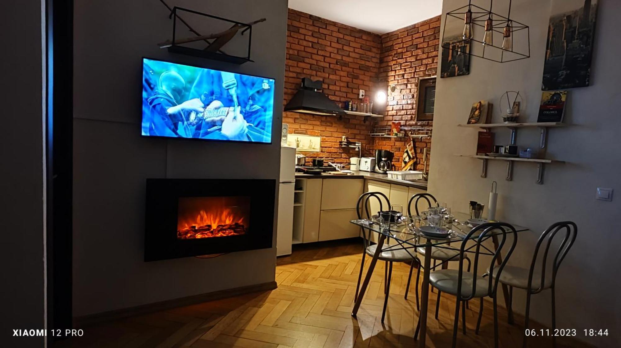 شقة Old Town Cozy Flat براشوف الغرفة الصورة